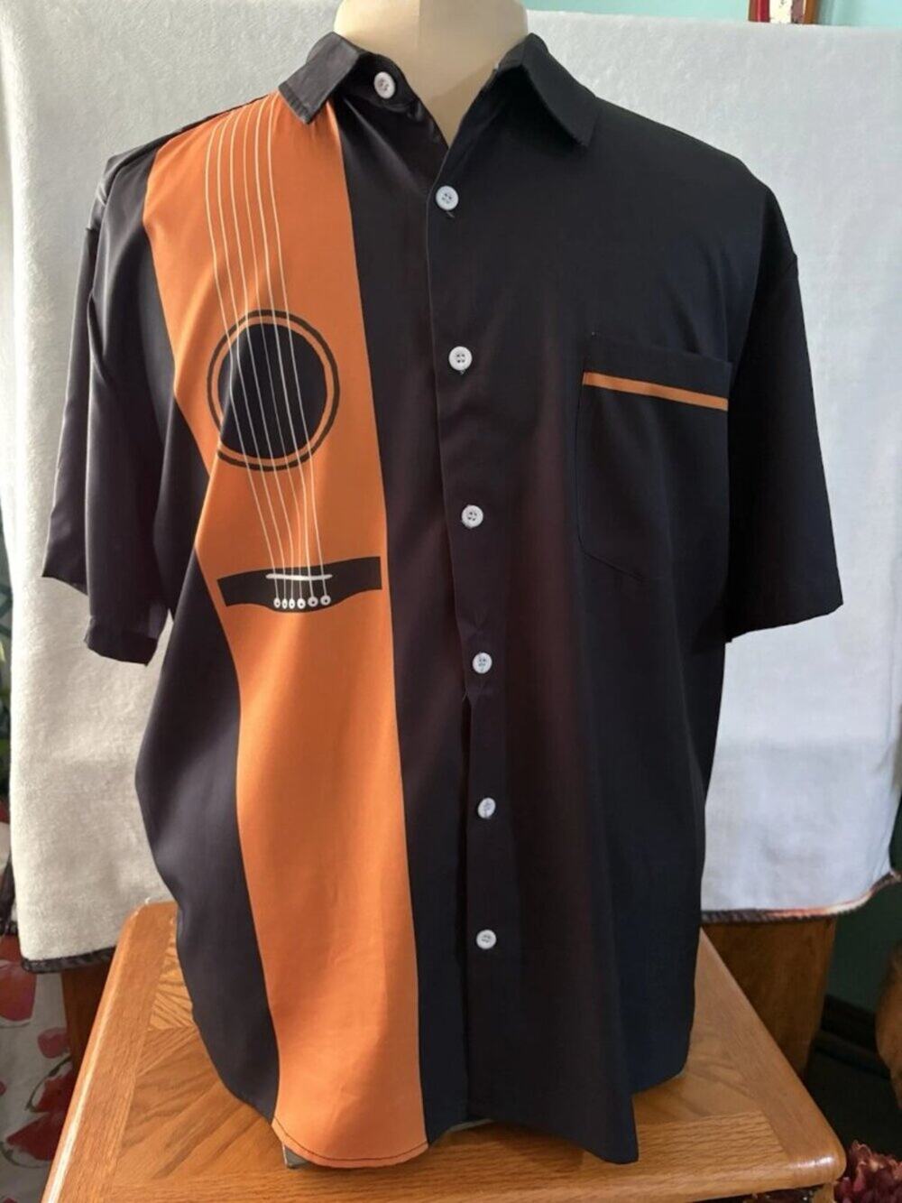 Hawalili Short Sleeve Men's XL Guitar Themed 50's Retro Rockabilly